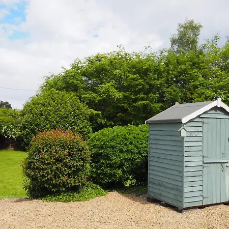 Inglewood Couette-café