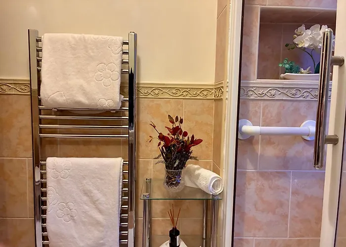 Inglewood Bed & Breakfast